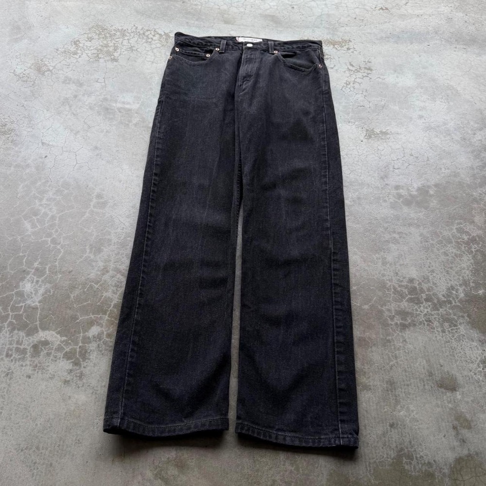 Vintage early 2000's Levi's 505 black straight fit denim jeans 34x34 ridgid